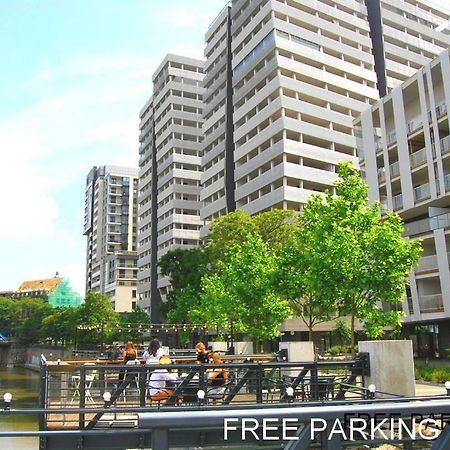 Two Towers Old Town Apartments-City Center-By The River-Observation Terrance On The Roof-Free Parking ヴロツワフ エクステリア 写真